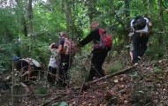 太危险！36人登山，30人迷失深山！
