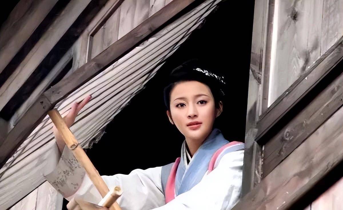 潘金莲被卖时，折算成人民币六千元，你能买几个