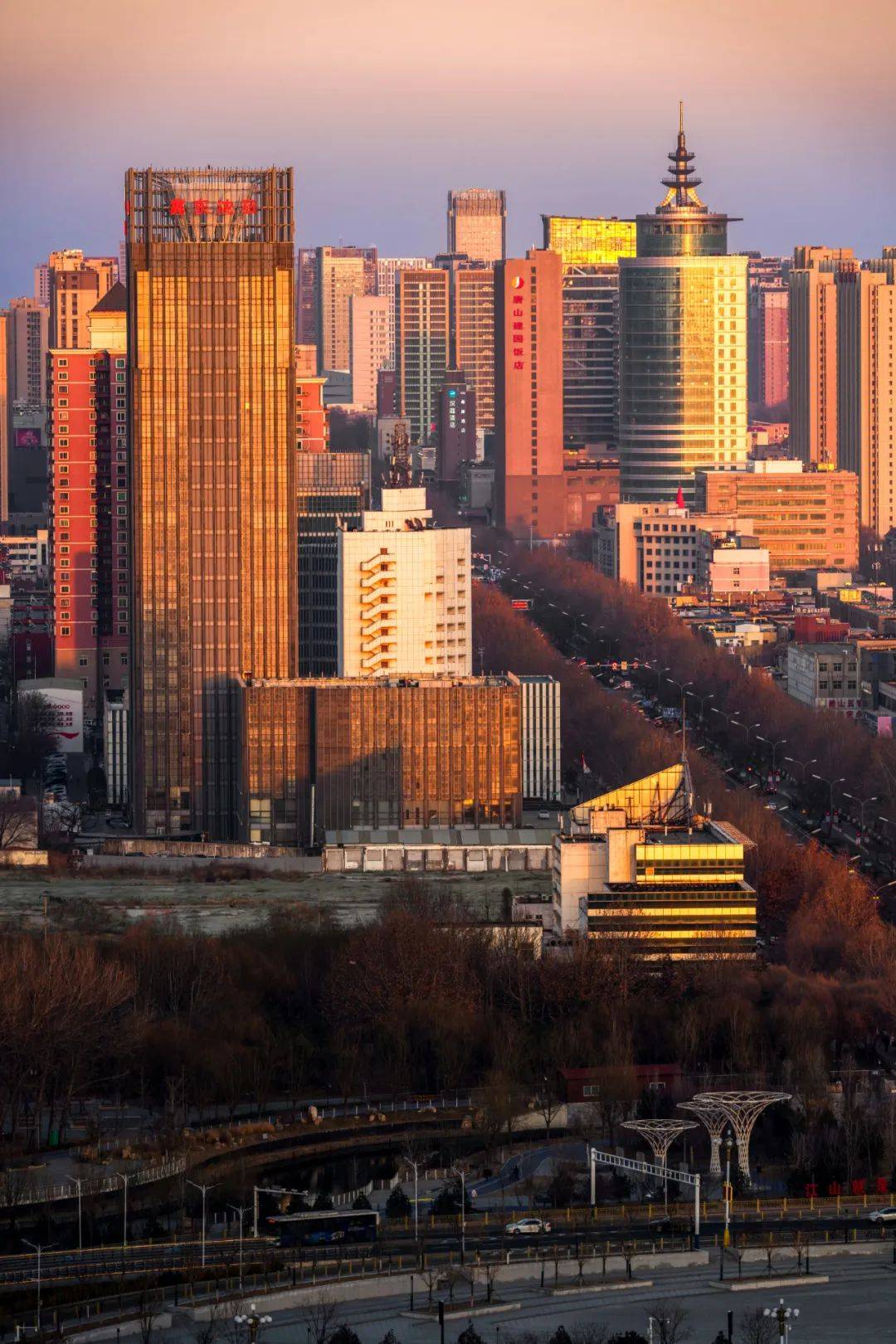 北方最火的沿海城市，现在是它